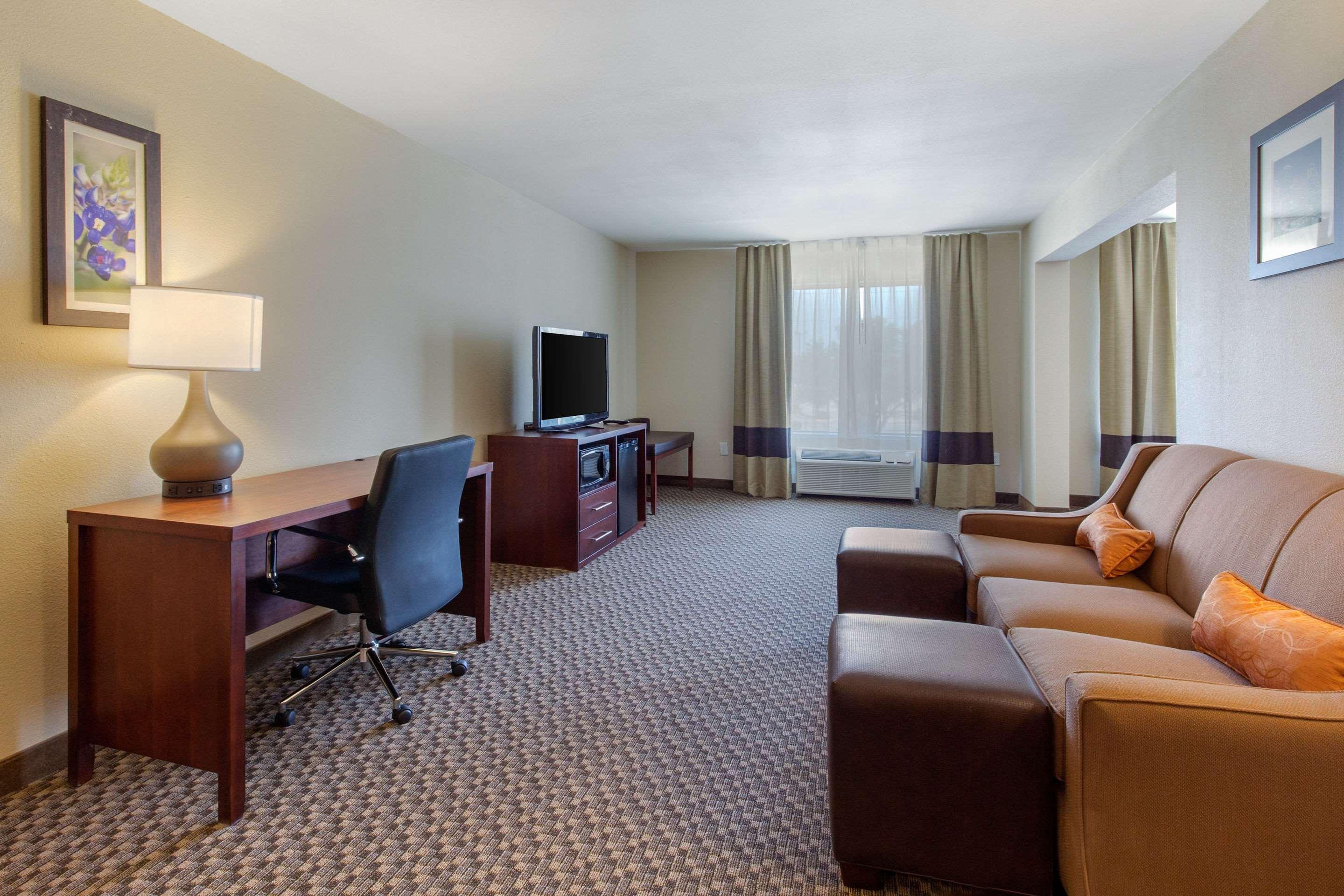 Comfort Inn & Suites Sw Houston Sugarland Экстерьер фото