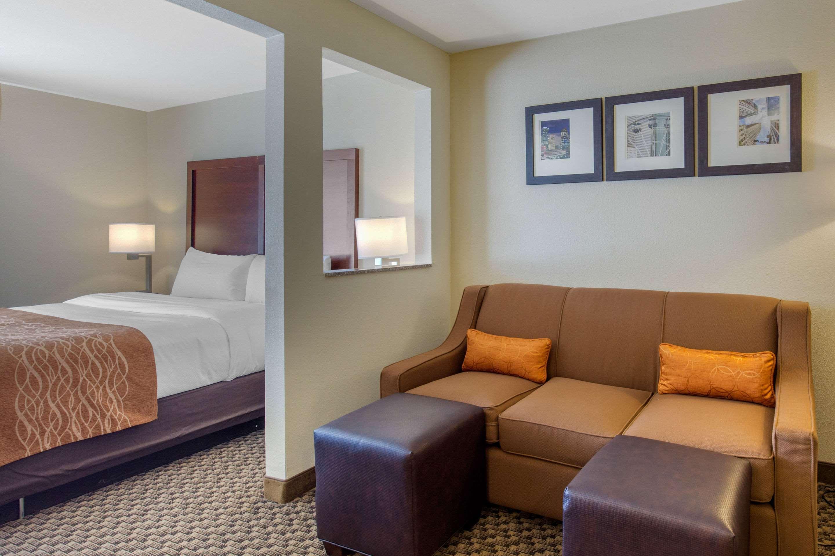 Comfort Inn & Suites Sw Houston Sugarland Экстерьер фото